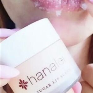Hanalei sugar lip scrub
